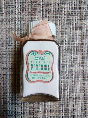 Vintage Djer Kiss POWDERED perfume --- full - I cannot open the cap